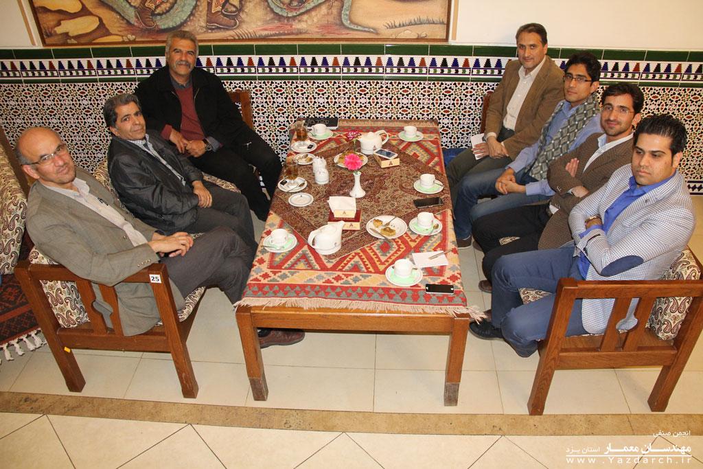 نخستین نشست معماری و شهرسازی معاصر یزد نخستین نشست معماری و شهرسازی معاصر یزد